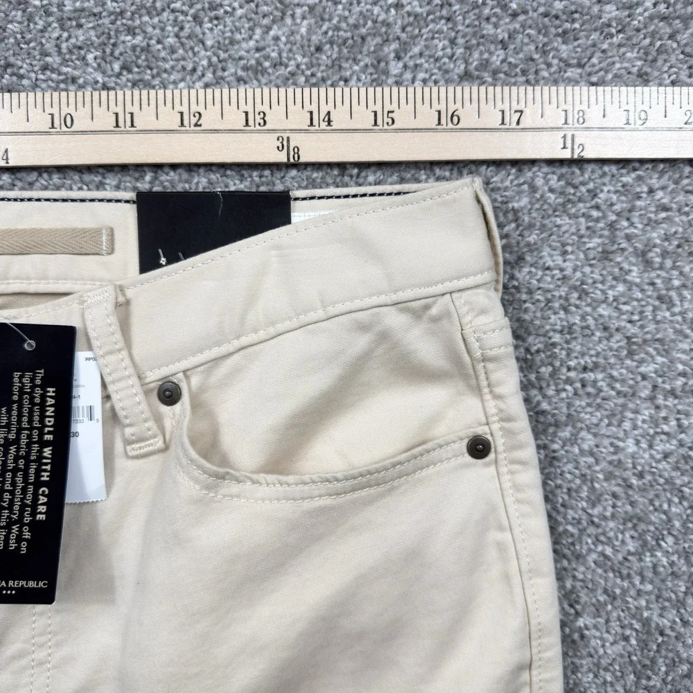 Banana Republic Travel Jeans Mens 31x30 Slim Fit Cream Stretch Pants NWT